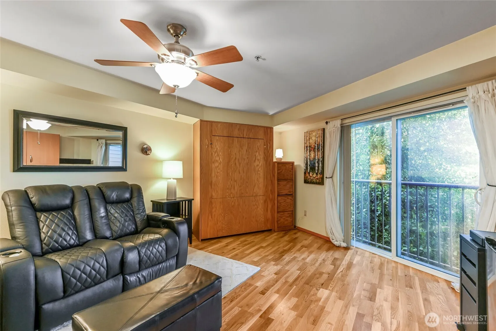 Property photo for 4020 Aurora Avenue N #308, Seattle photo 5