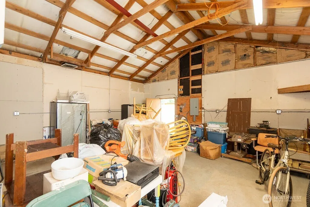 Property photo for 16328 Dogwood Lane, Arlington photo 3