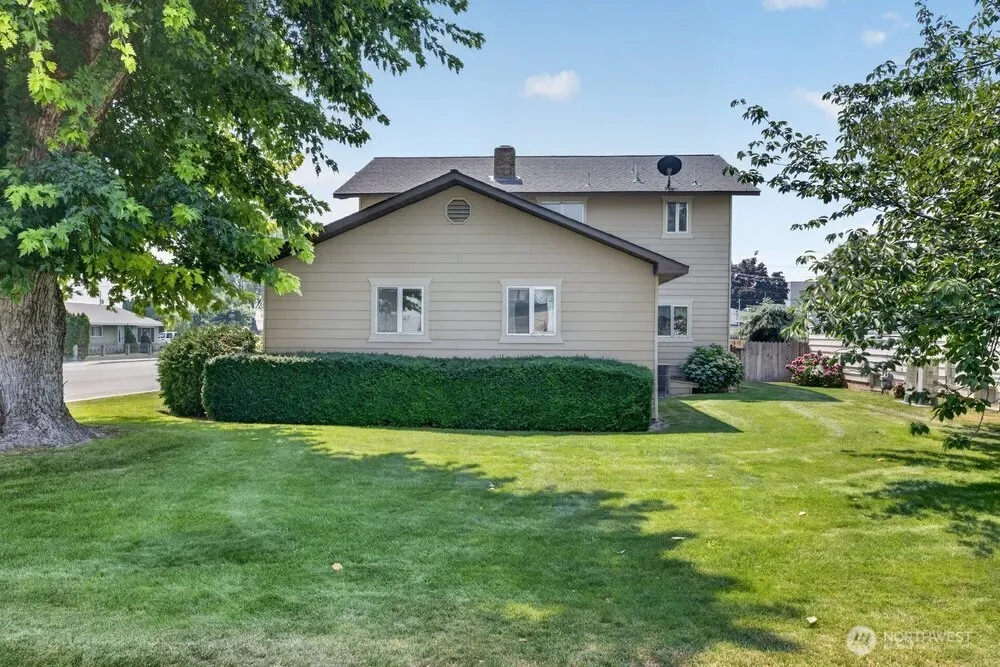 Property photo for 905 4th Ave Se, Quincy photo 5