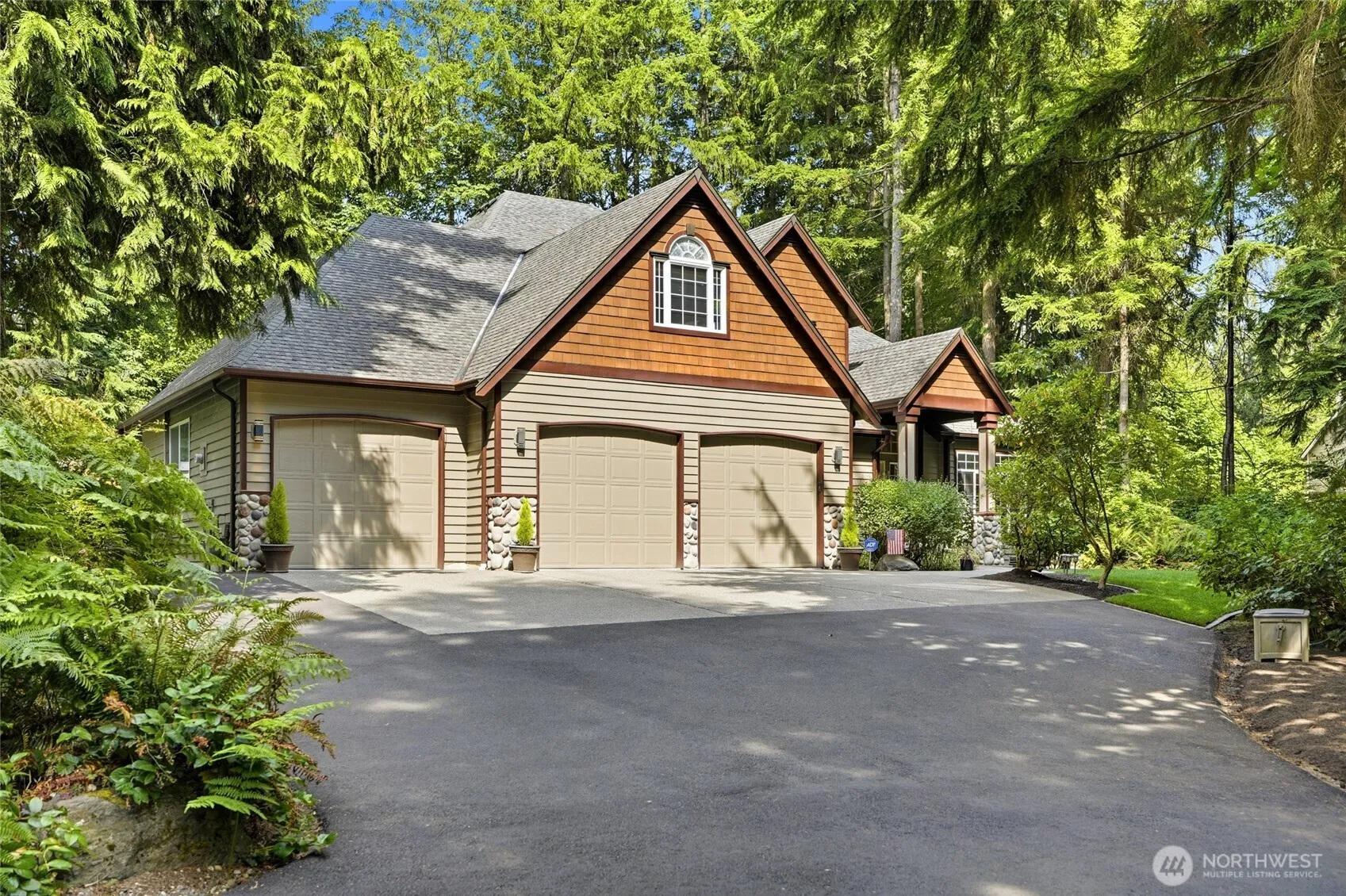 Property photo for 32704 193rd Avenue Se, Kent