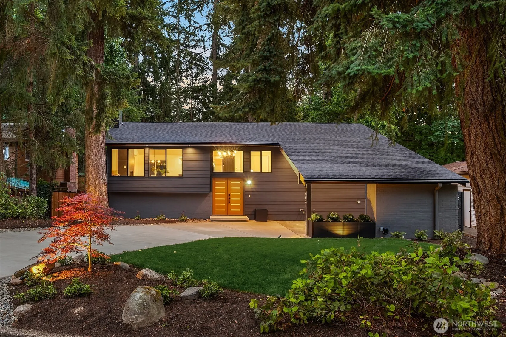 Property photo for 16651 Se 17th Street, Bellevue