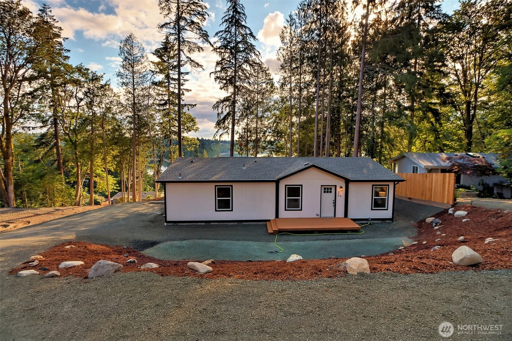 Property photo for 210 E Bridger Lane, Shelton photo 3