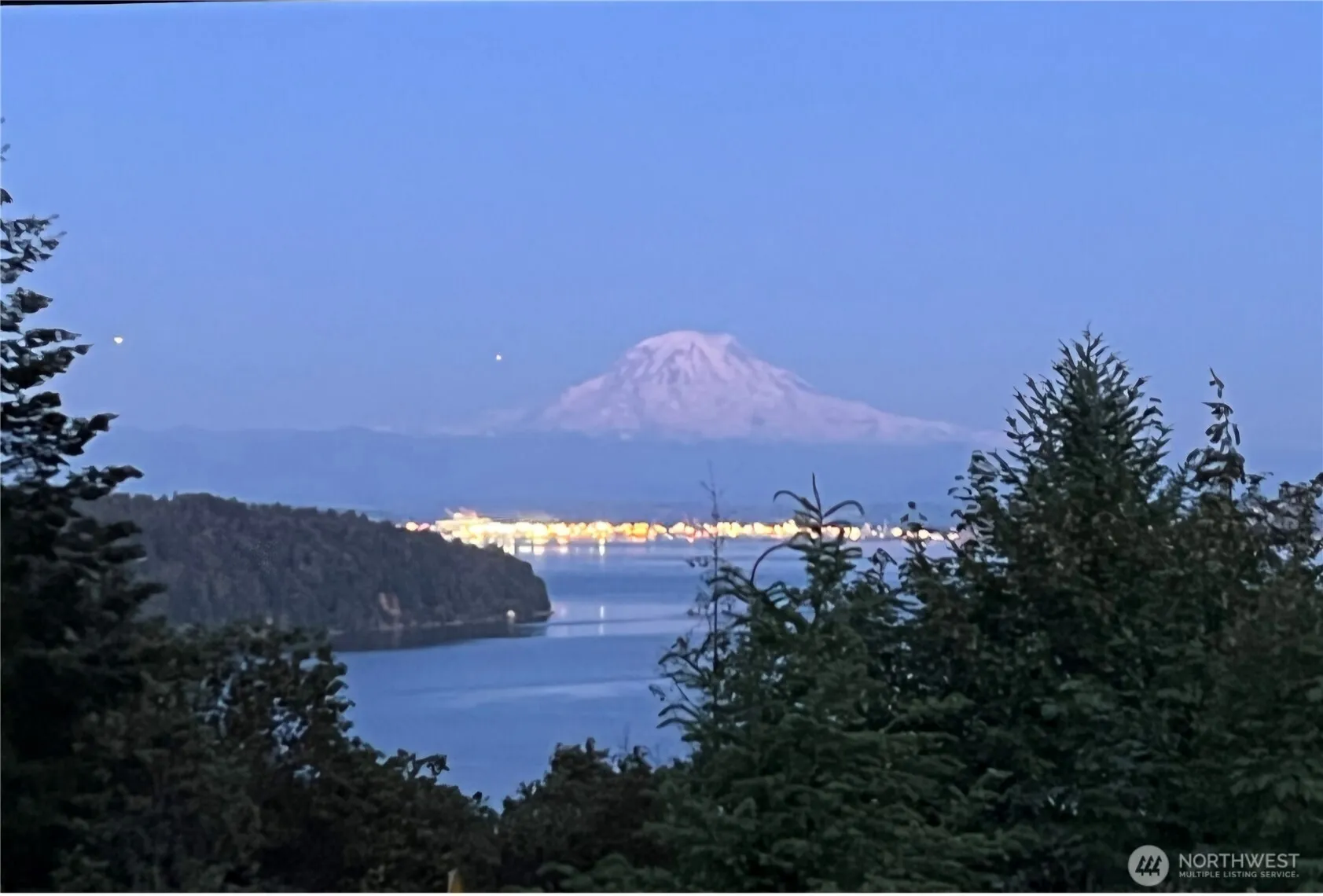 Property photo for 11002 Moller Drive Nw, Gig Harbor photo 2