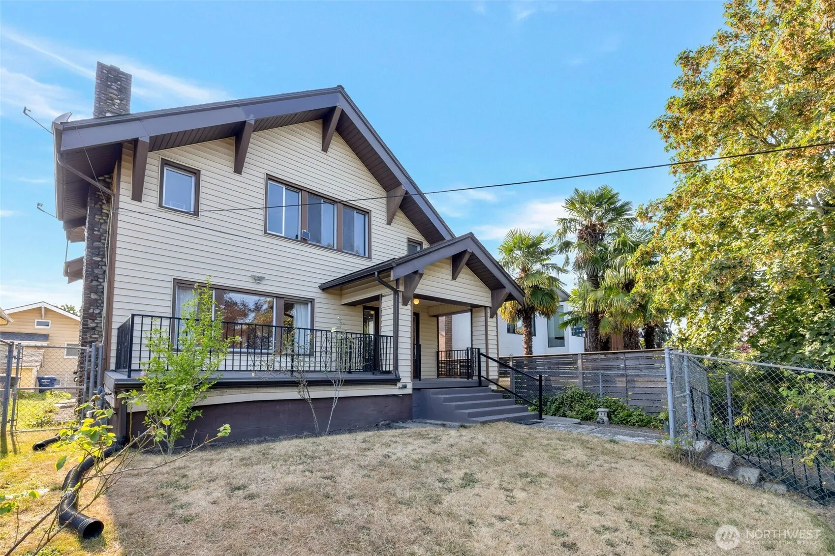 Property photo for 3057 19th Avenue S, Seattle photo 2