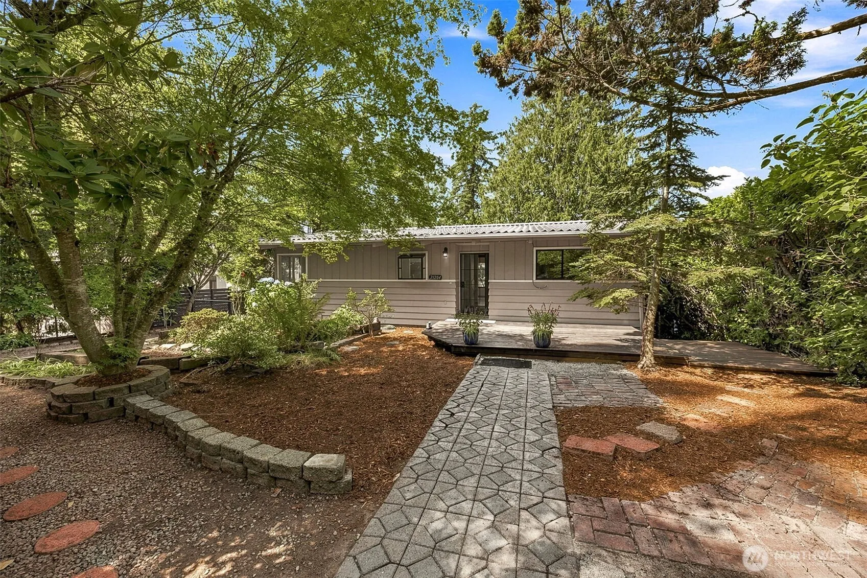 Property photo for 21204 Se 265th Street, Maple Valley photo 2