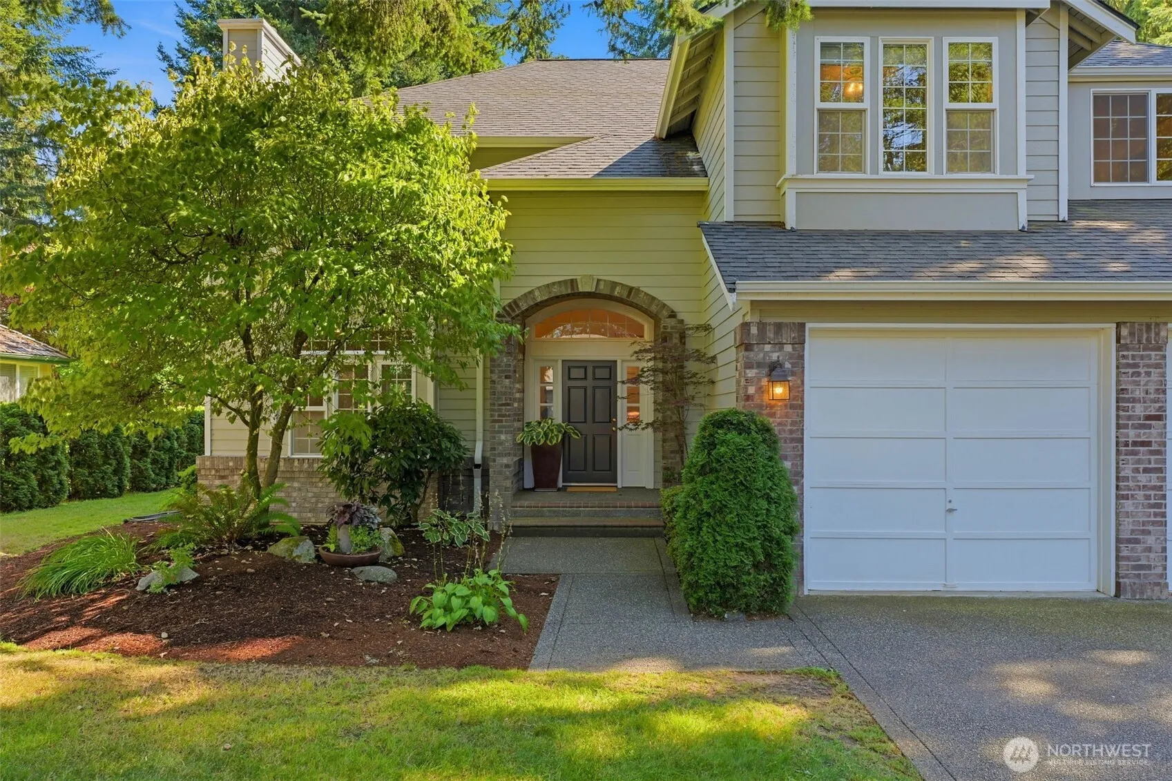 Property photo for 4316 N Foxglove Drive, Gig Harbor photo 2
