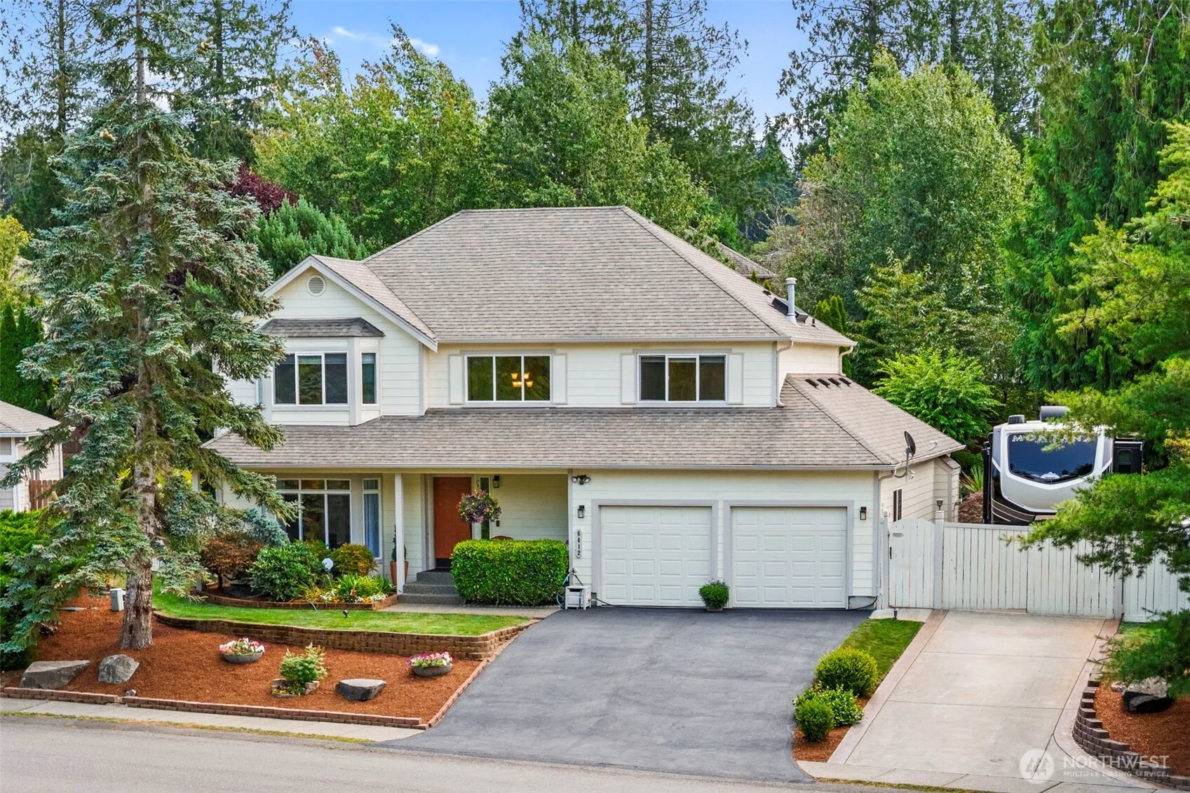 Property photo for 6412 Grand Pine Loop Ne, Bremerton