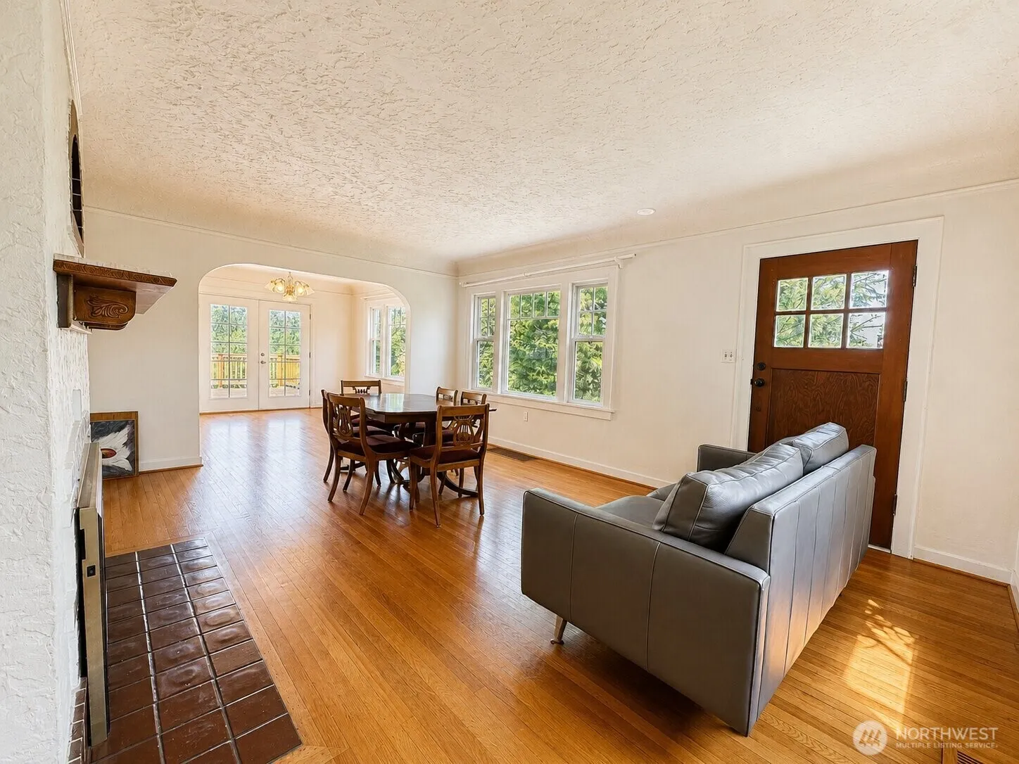 Property photo for 11711 82nd Avenue S, Seattle photo 2