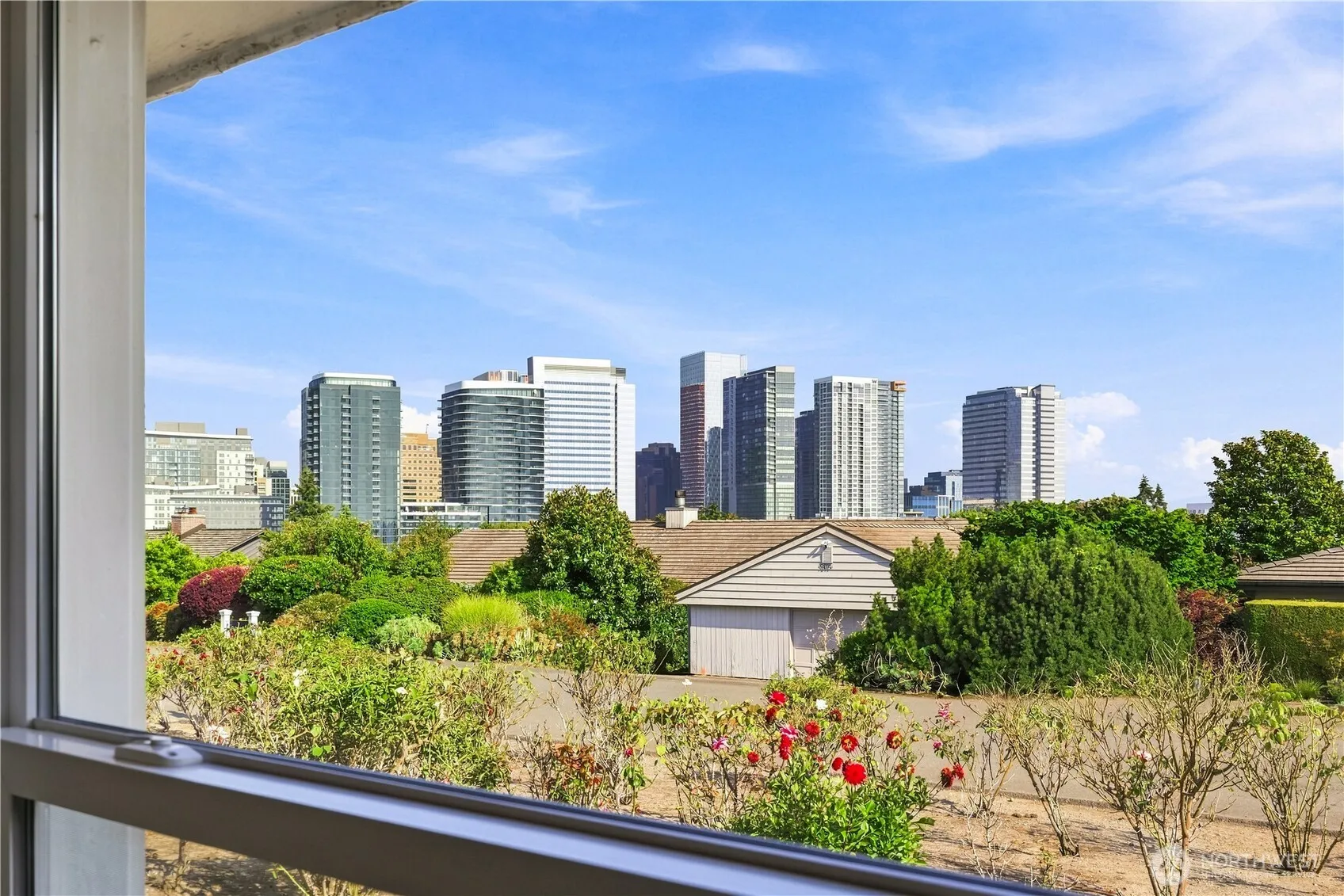 Property photo for 9810 Vineyard Crest, Bellevue