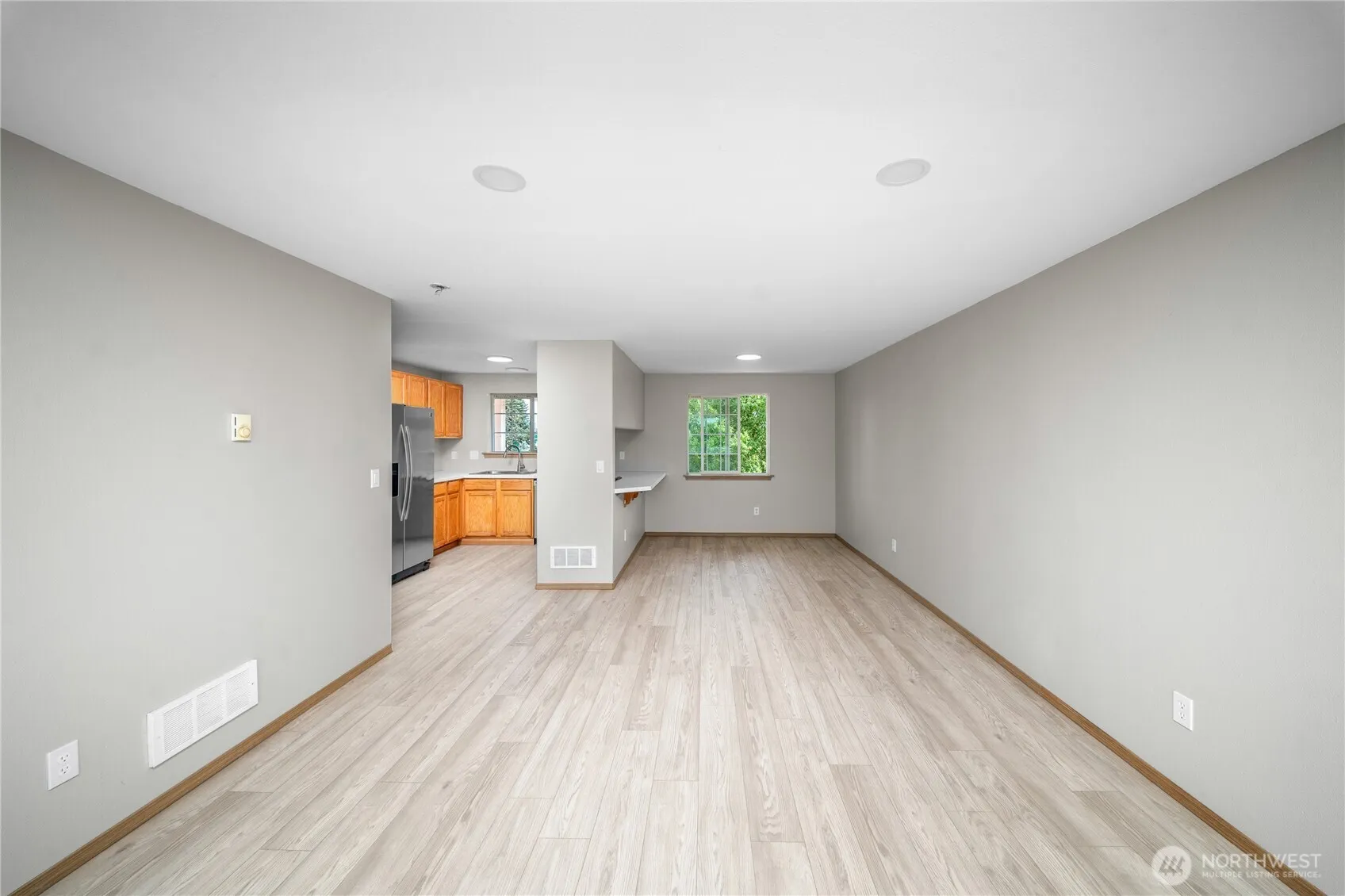 Property photo for 4060 E Spokane Street, Tacoma photo 5