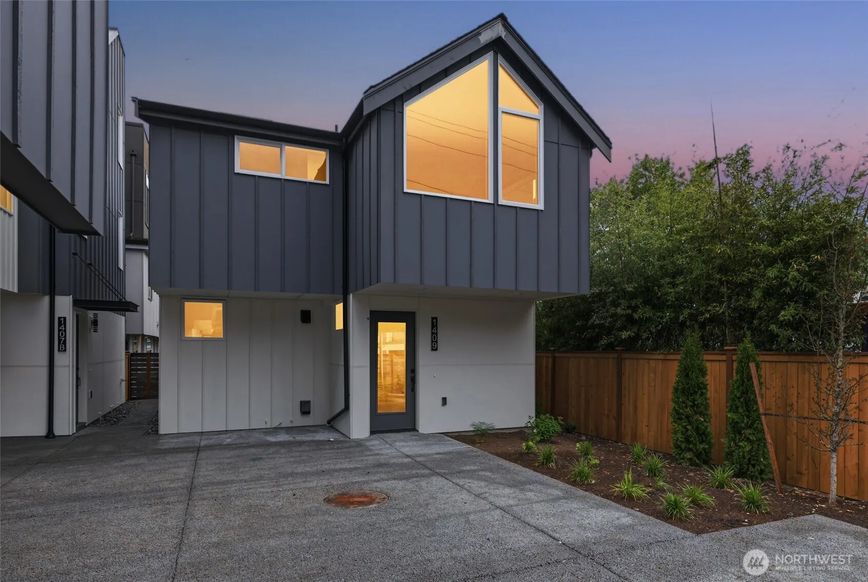 Property photo for 1409 29th Avenue, Seattle