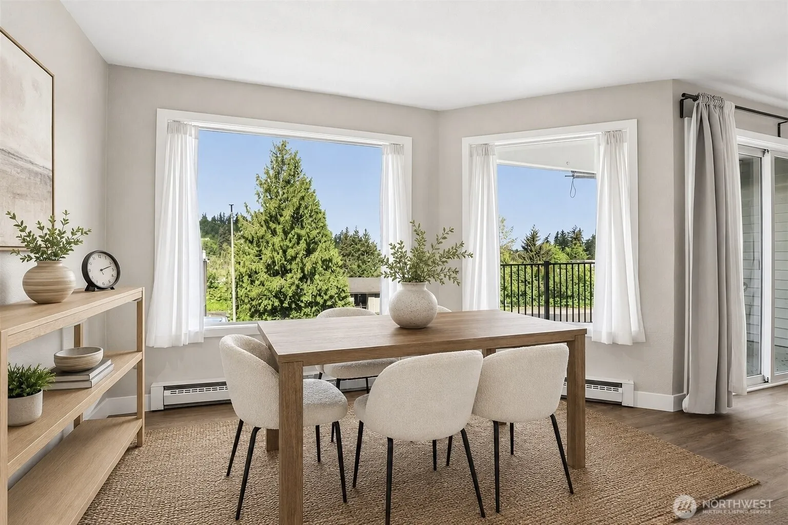 Property photo for 430 Bellevue Way Se #105, Bellevue photo 4
