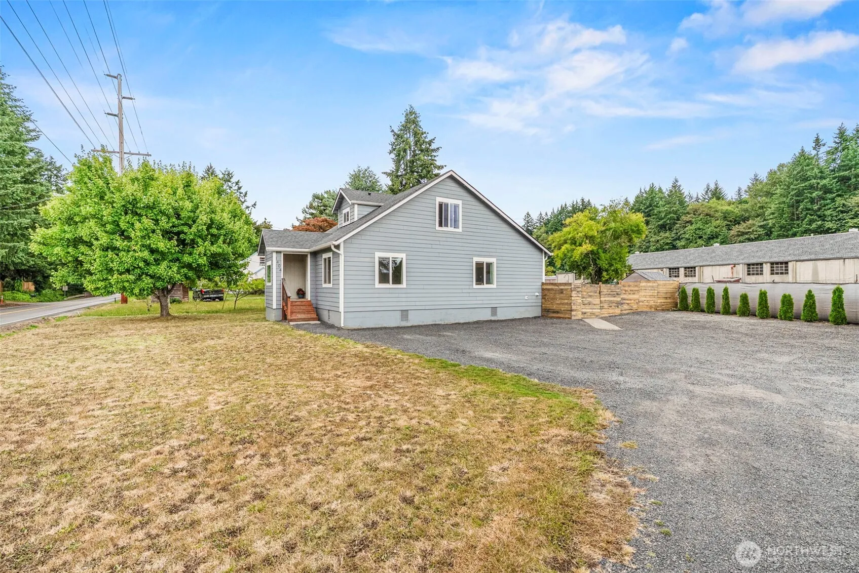 Property photo for 1404 Nw Kerron St, Winlock photo 3