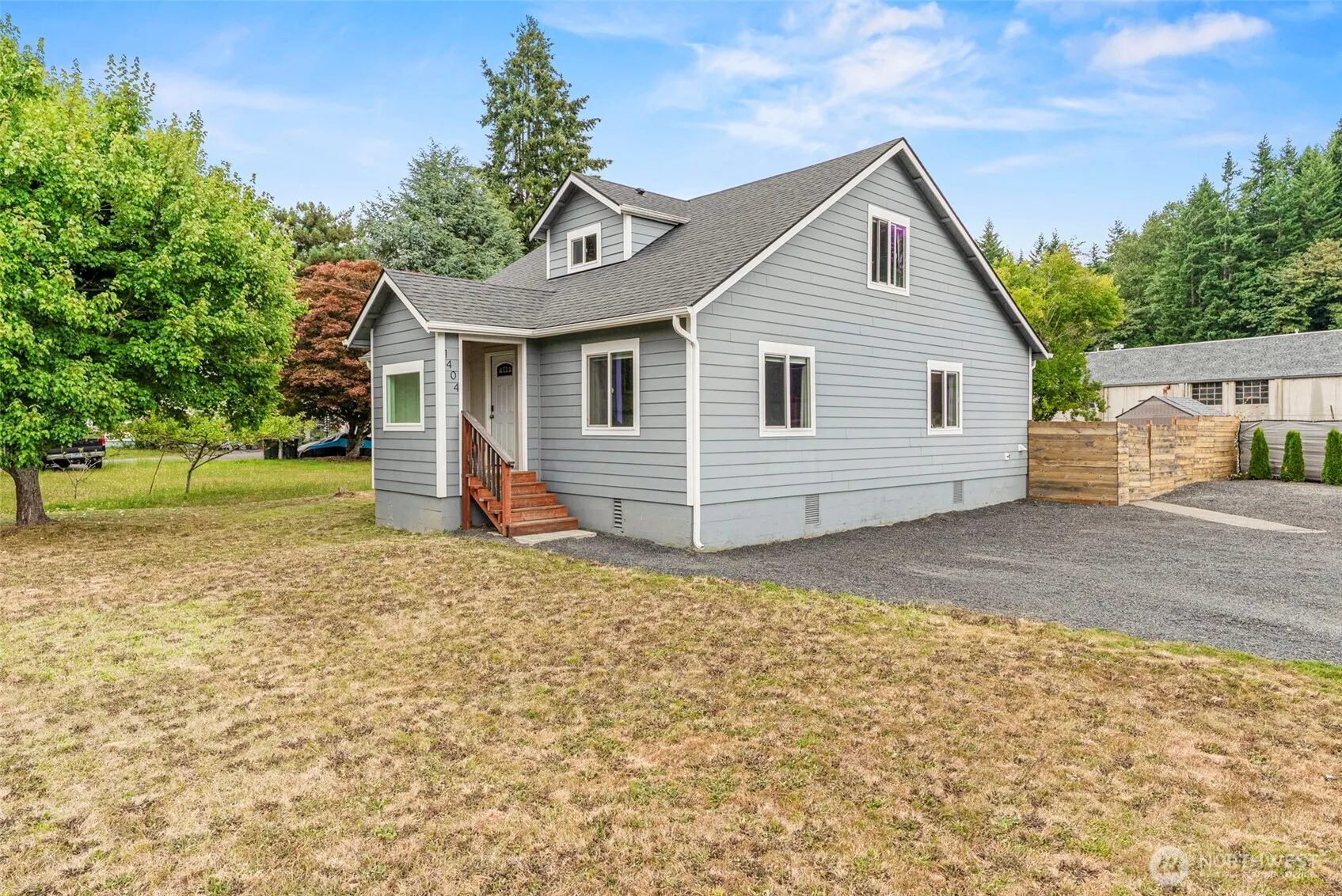 Property photo for 1404 Nw Kerron St, Winlock photo 2