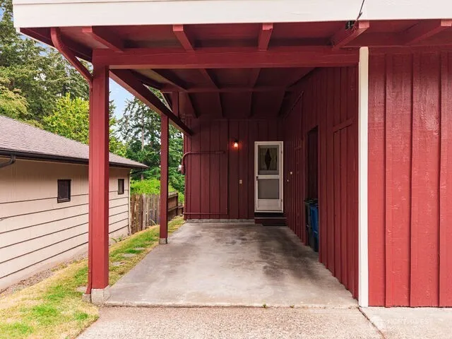 Property photo for 16632 15th Avenue Sw, Seattle photo 4