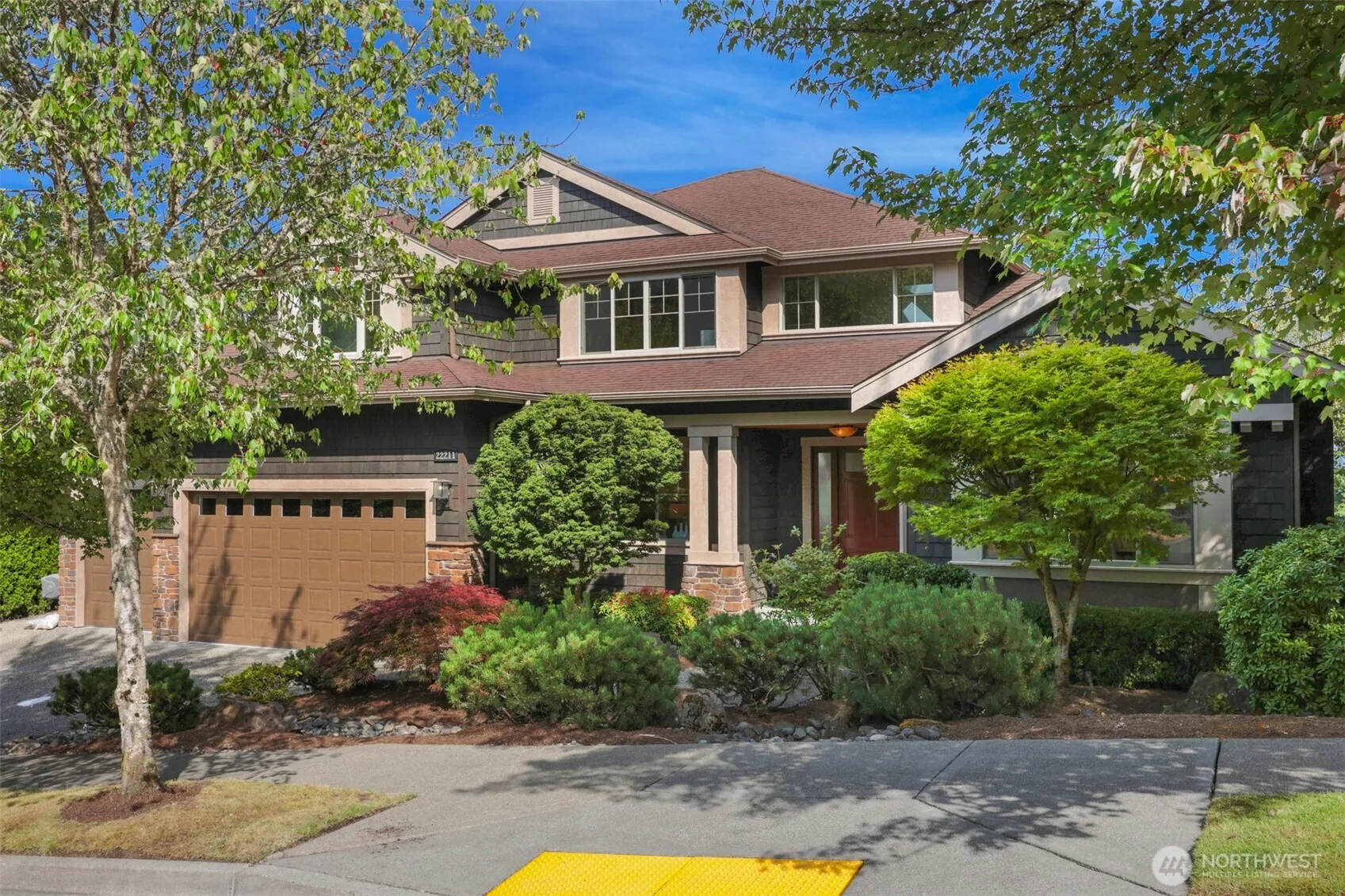 Property photo for 22211 1st Drive Se, Bothell photo 2
