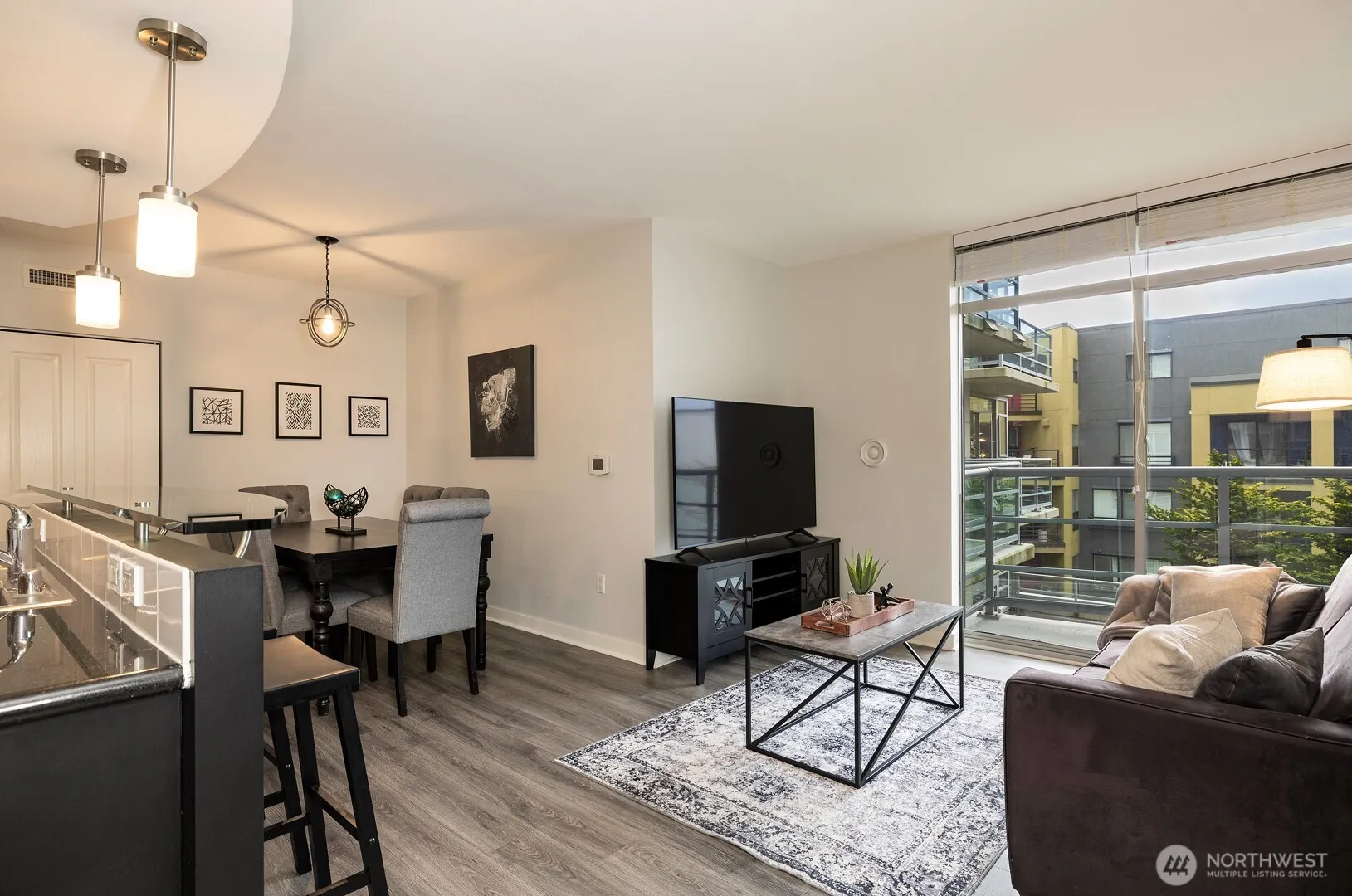 Property photo for 2929 1st Avenue #313, Seattle photo 4