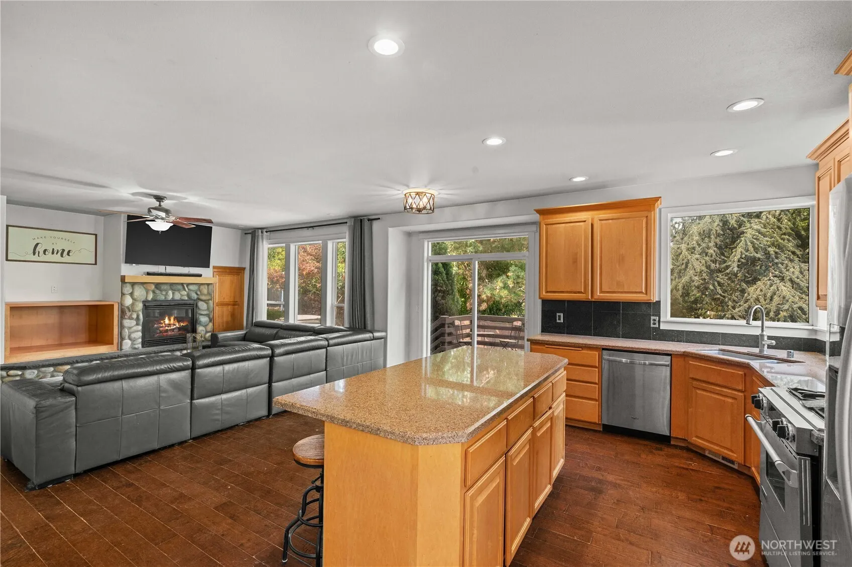 Property photo for 1313 24th Avenue Ct Sw, Puyallup photo 5