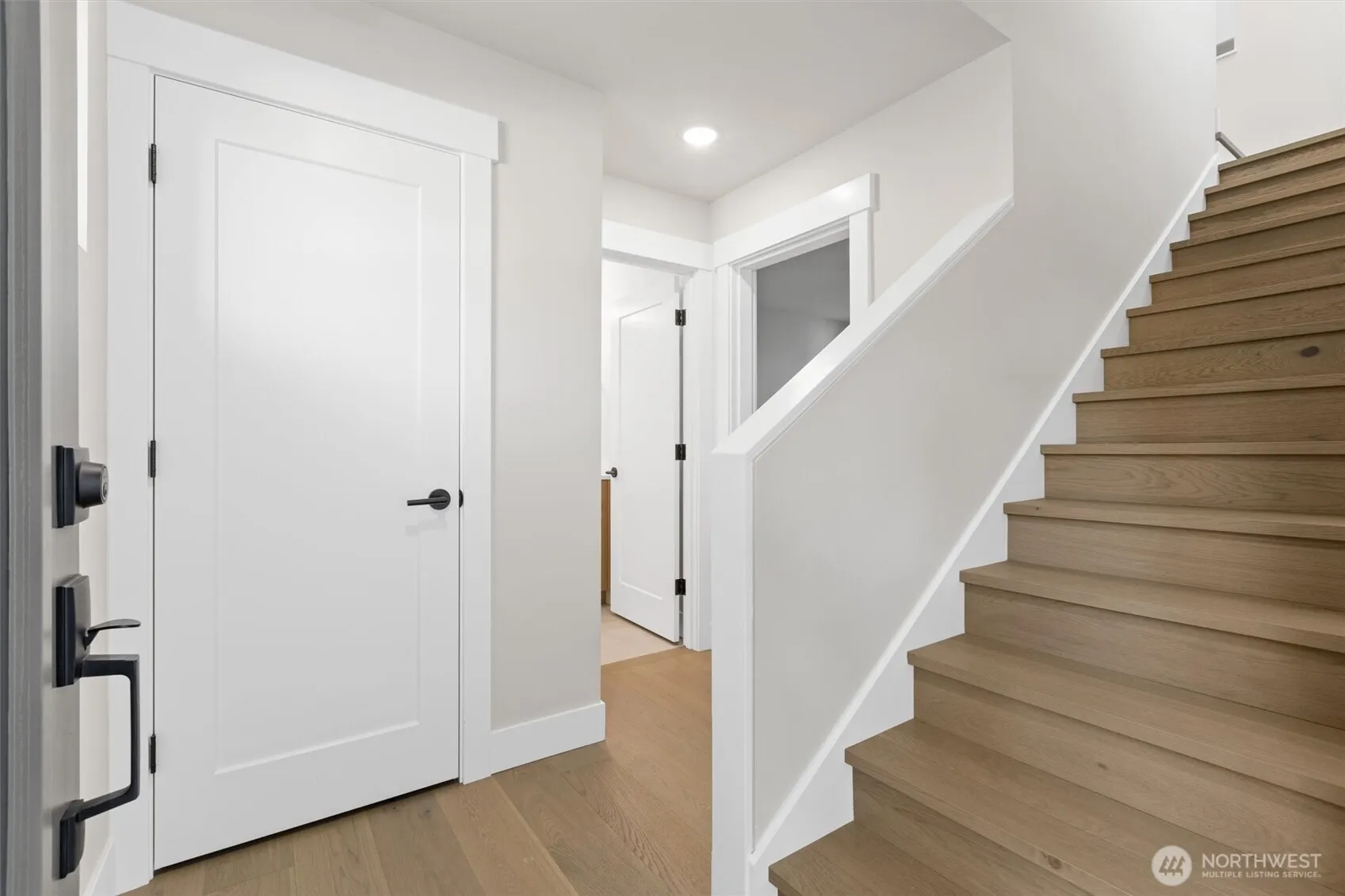 Property photo for 1407 29th Avenue #b, Seattle photo 2