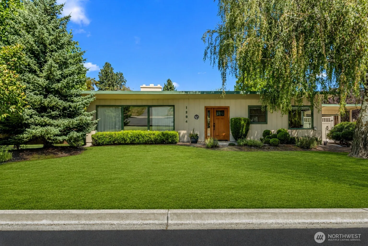 Property photo for 1204 Madison, Wenatchee