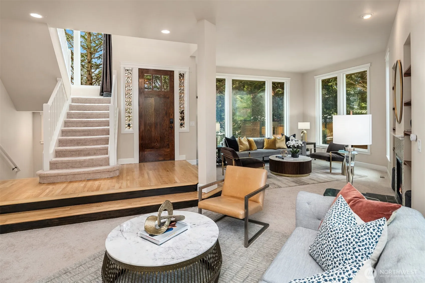 Property photo for 4600 Green Lake Way N, Seattle photo 5