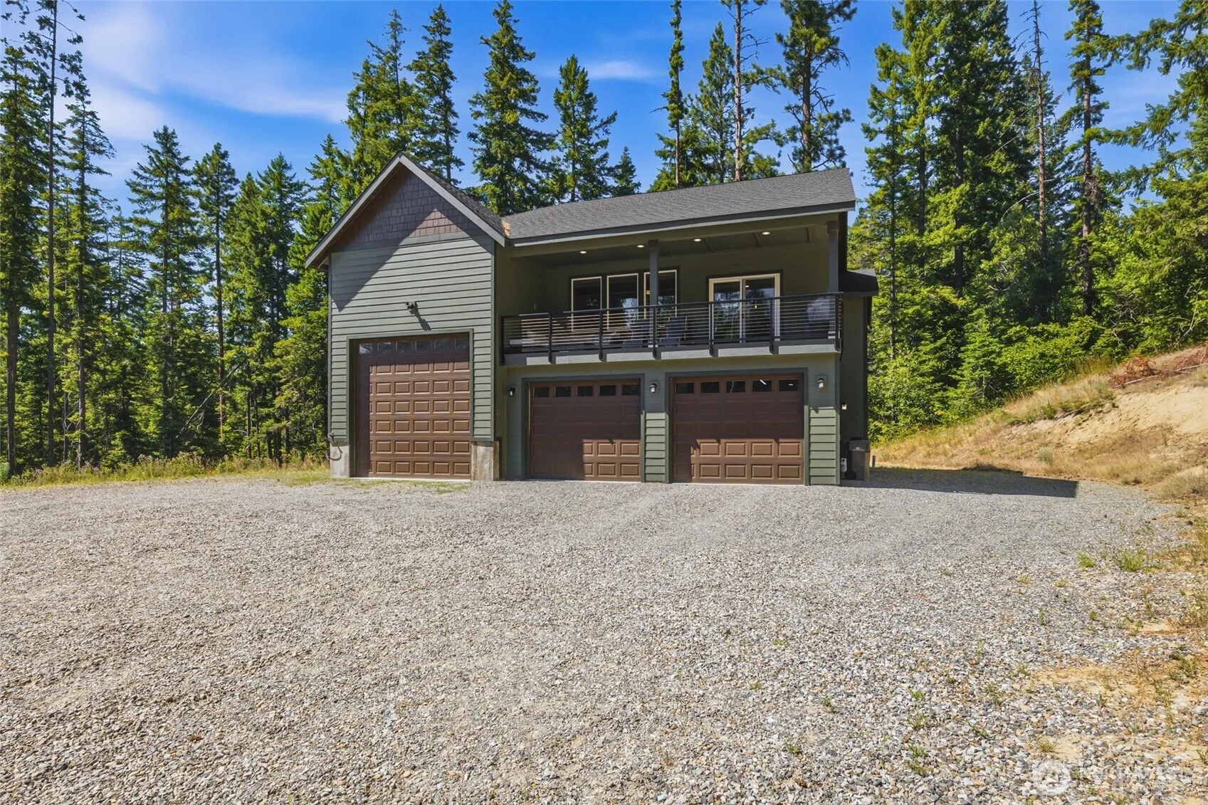 Property photo for 811 Wadsworth Loop, Ronald