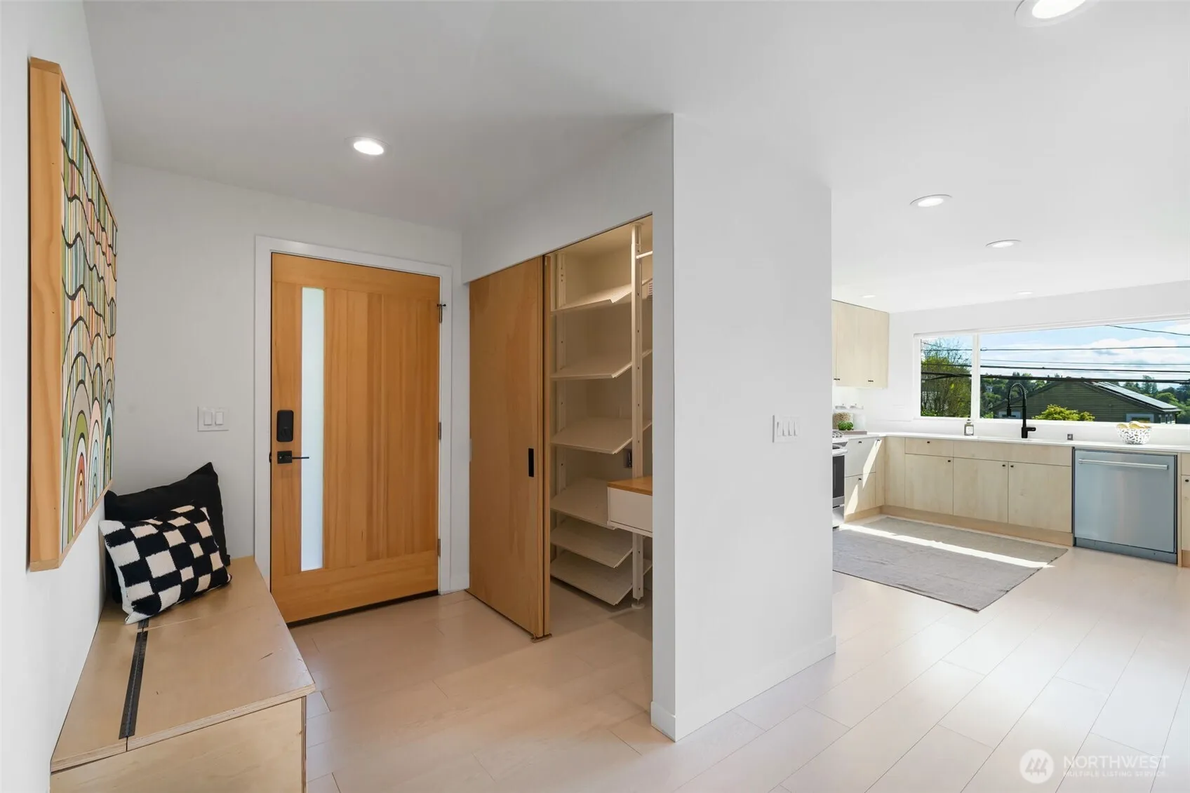 Property photo for 425 26th Avenue E, Seattle photo 5