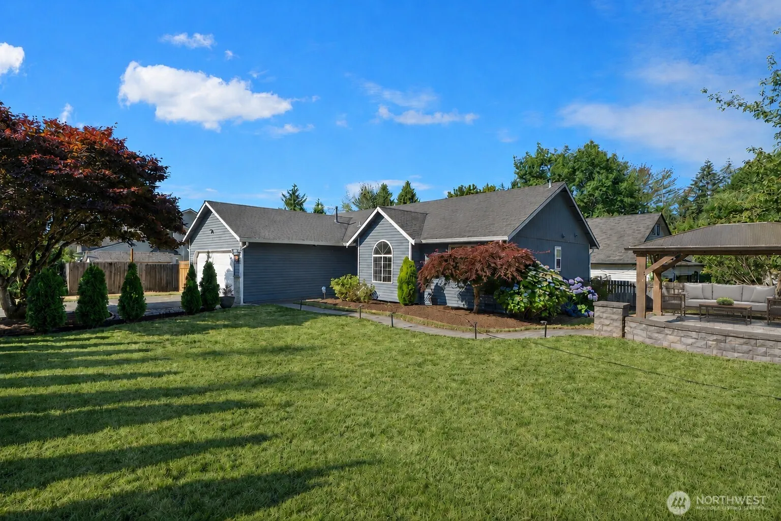 Property photo for 8013 Ne 145th Street, Kirkland photo 3