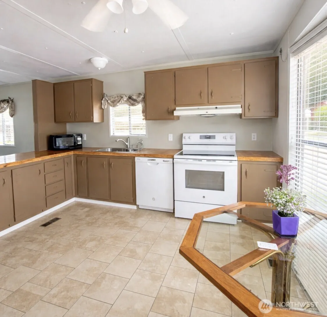 Property photo for 8508 144th Avenue E #11, Puyallup photo 5