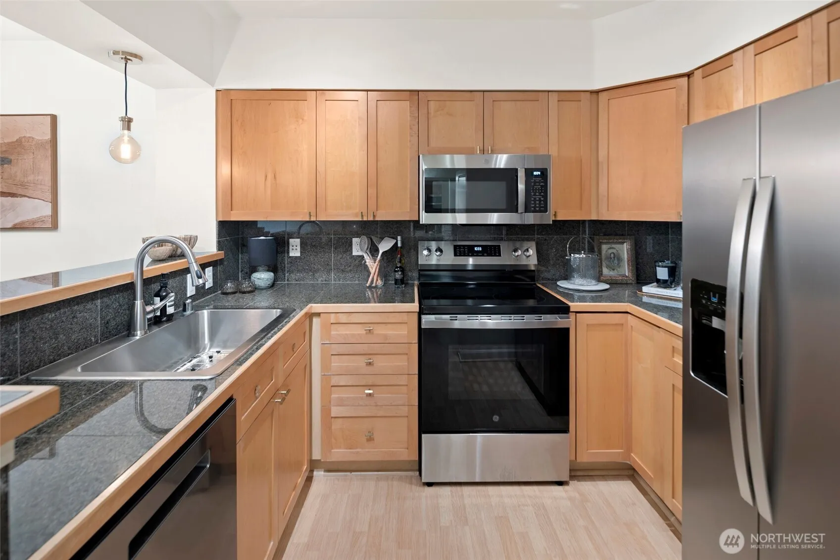 Property photo for 1525 Nw 57th Street #202, Seattle photo 5
