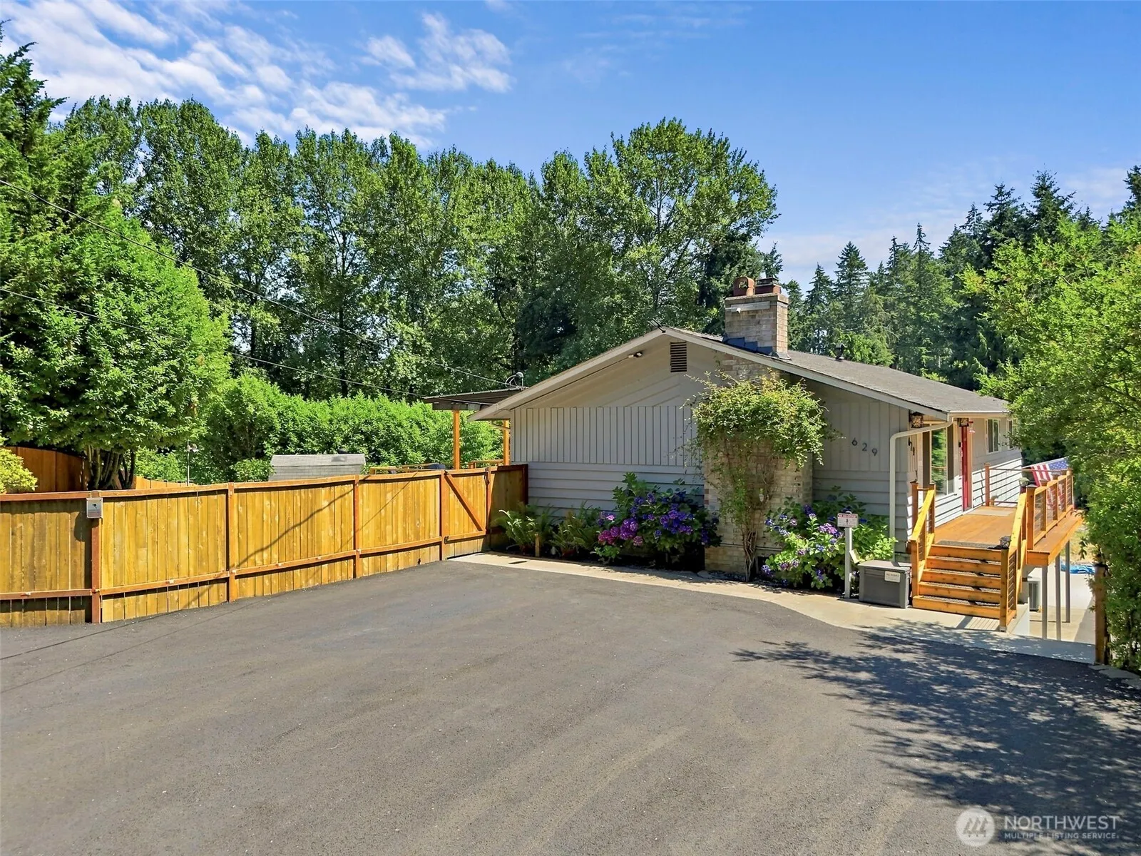 Property photo for 629 43rd Avenue Sw, Puyallup photo 3