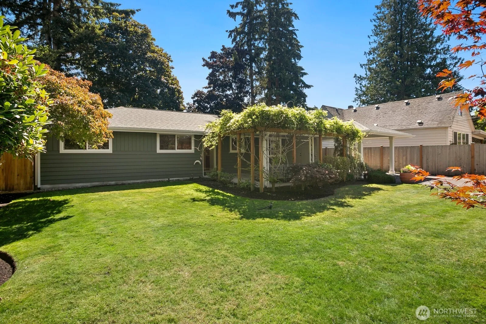 Property photo for 16719 60th Avenue W, Lynnwood