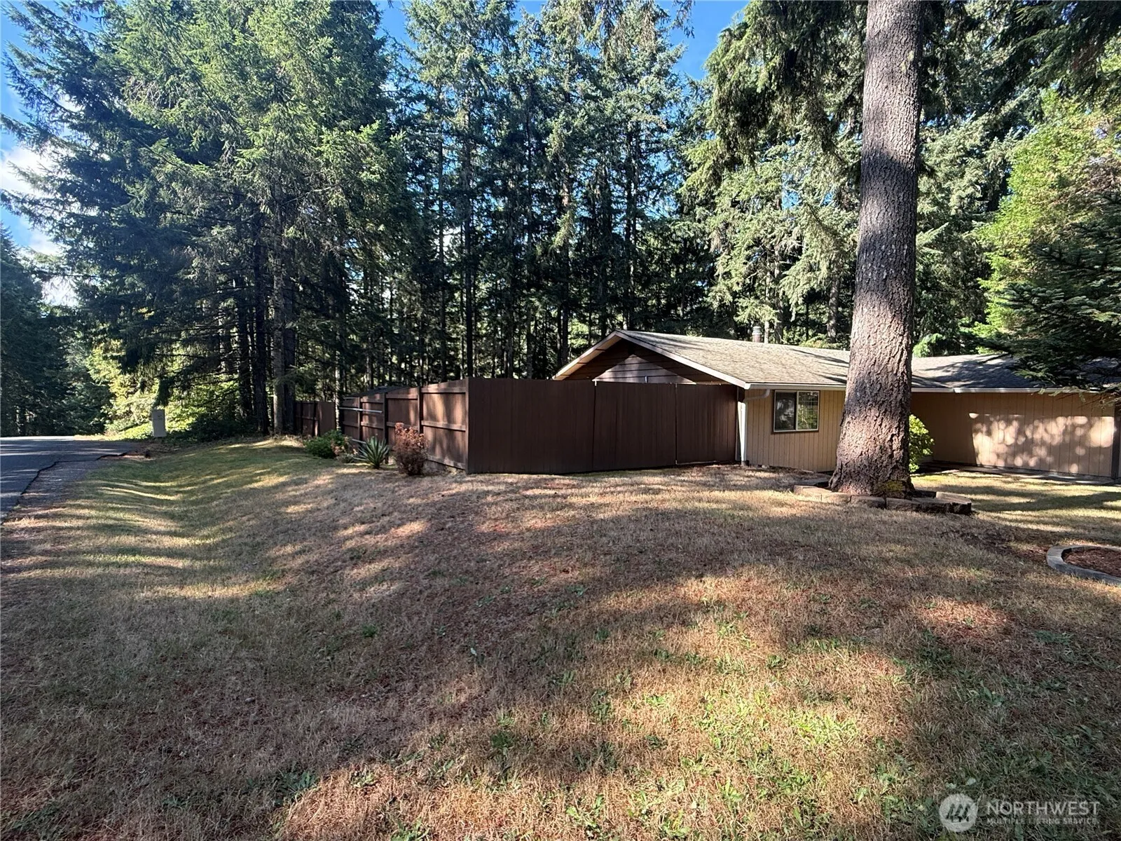 Property photo for 7947 Dunlin Court Se, Olympia photo 2