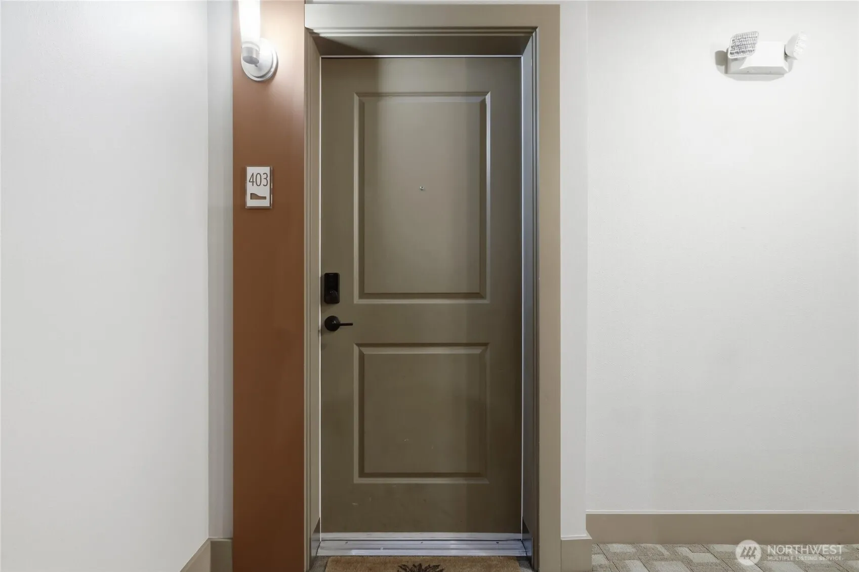 Property photo for 5650 24th Avenue Nw #403, Seattle photo 3