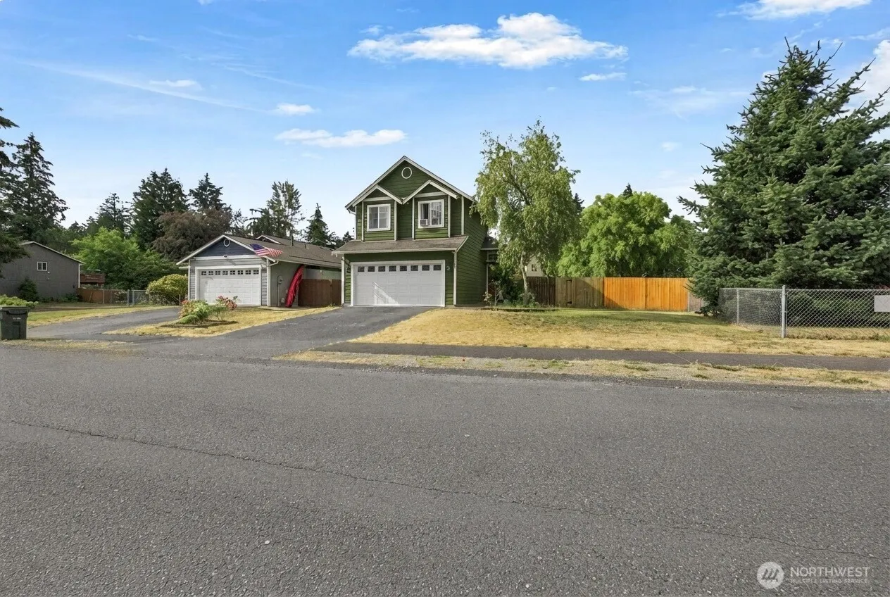 Property photo for 2309 157th Court E, Tacoma photo 3