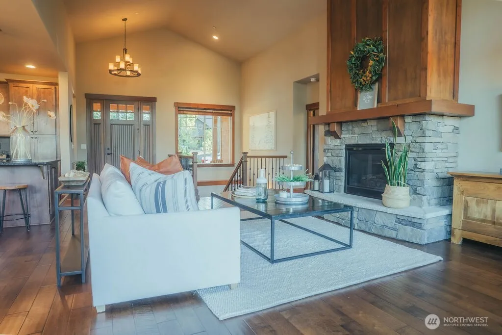 Property photo for 331 Lane Black Nugget, Cle Elum