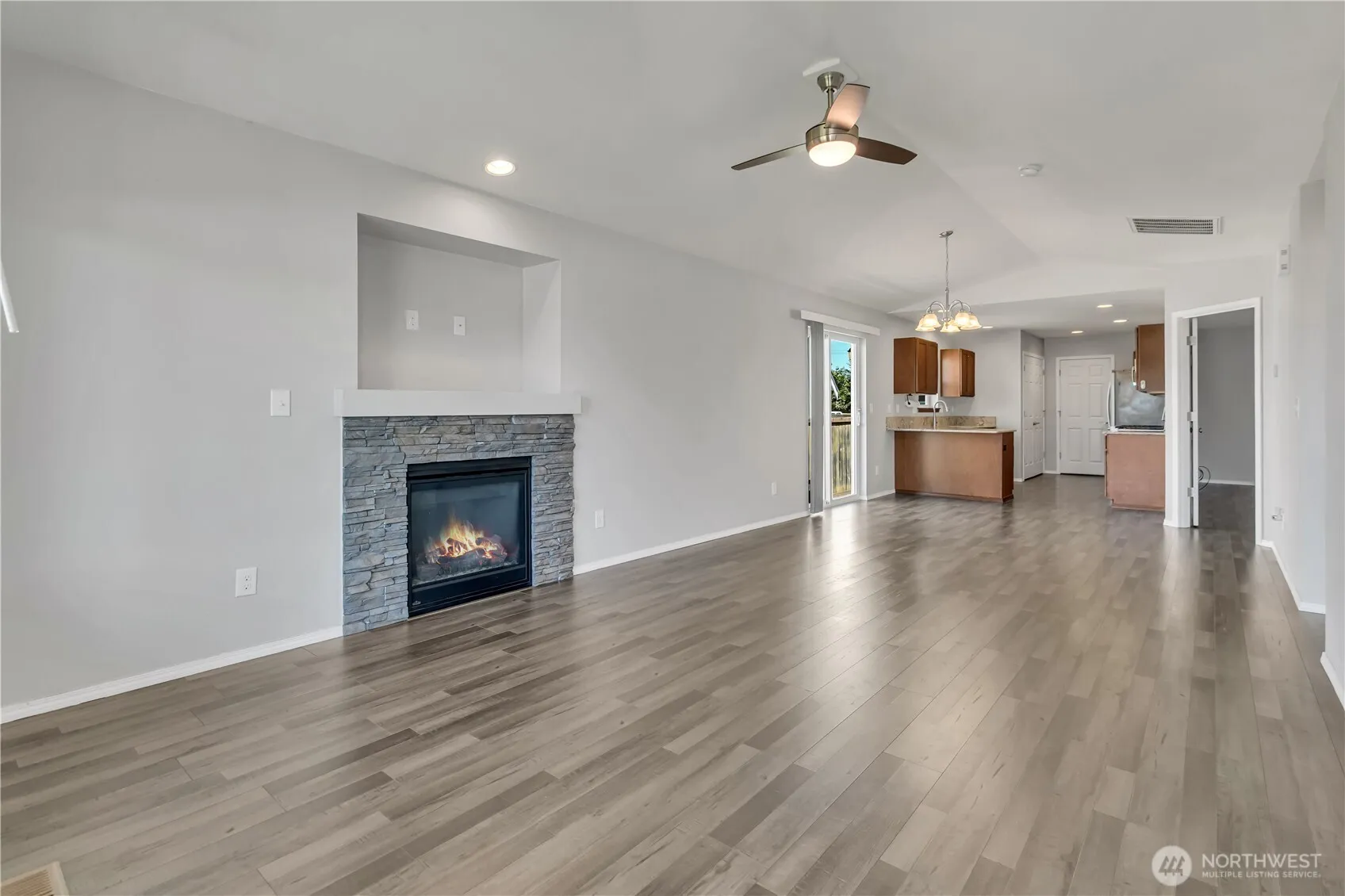 Property photo for 268 S Cottage Street, Buckley photo 3