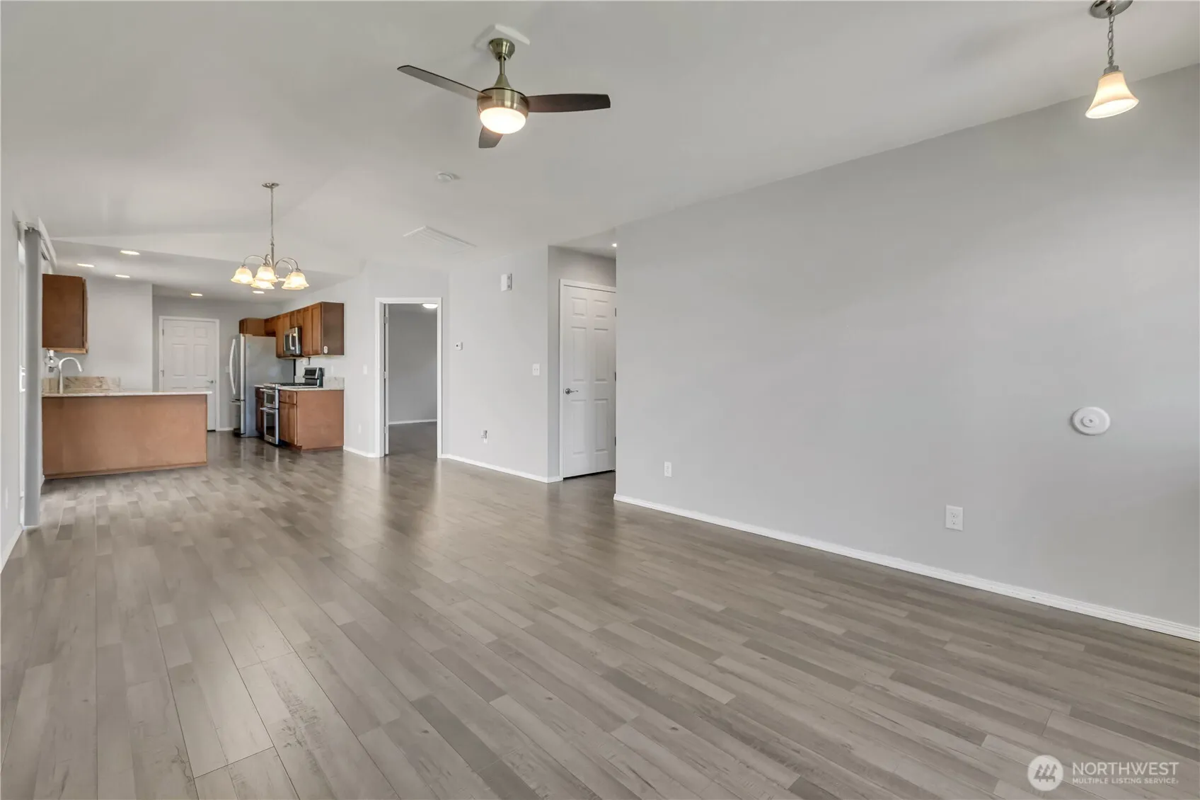 Property photo for 268 S Cottage Street, Buckley photo 4