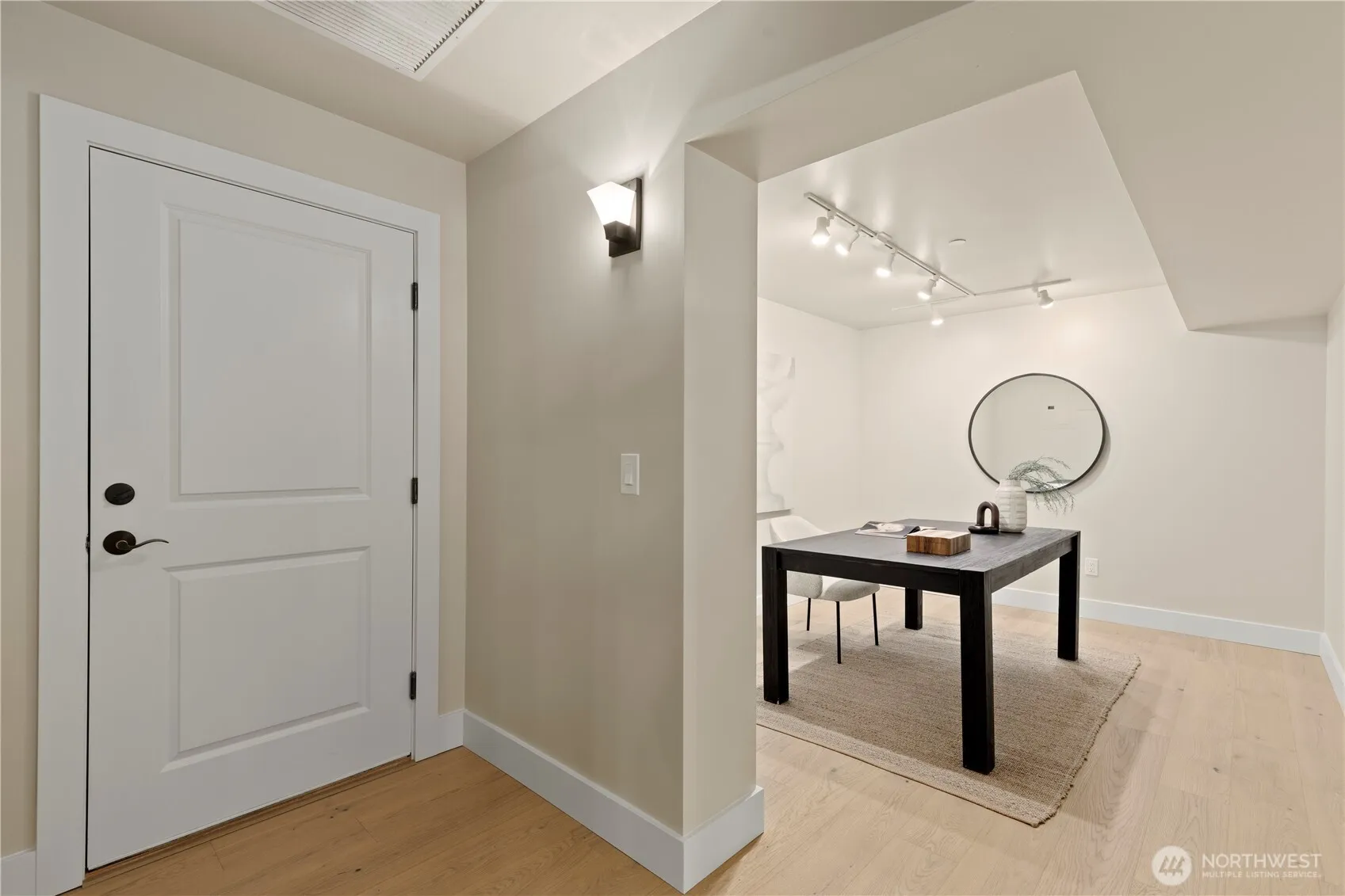 Property photo for 745 Bellevue Avenue E #206, Seattle photo 5