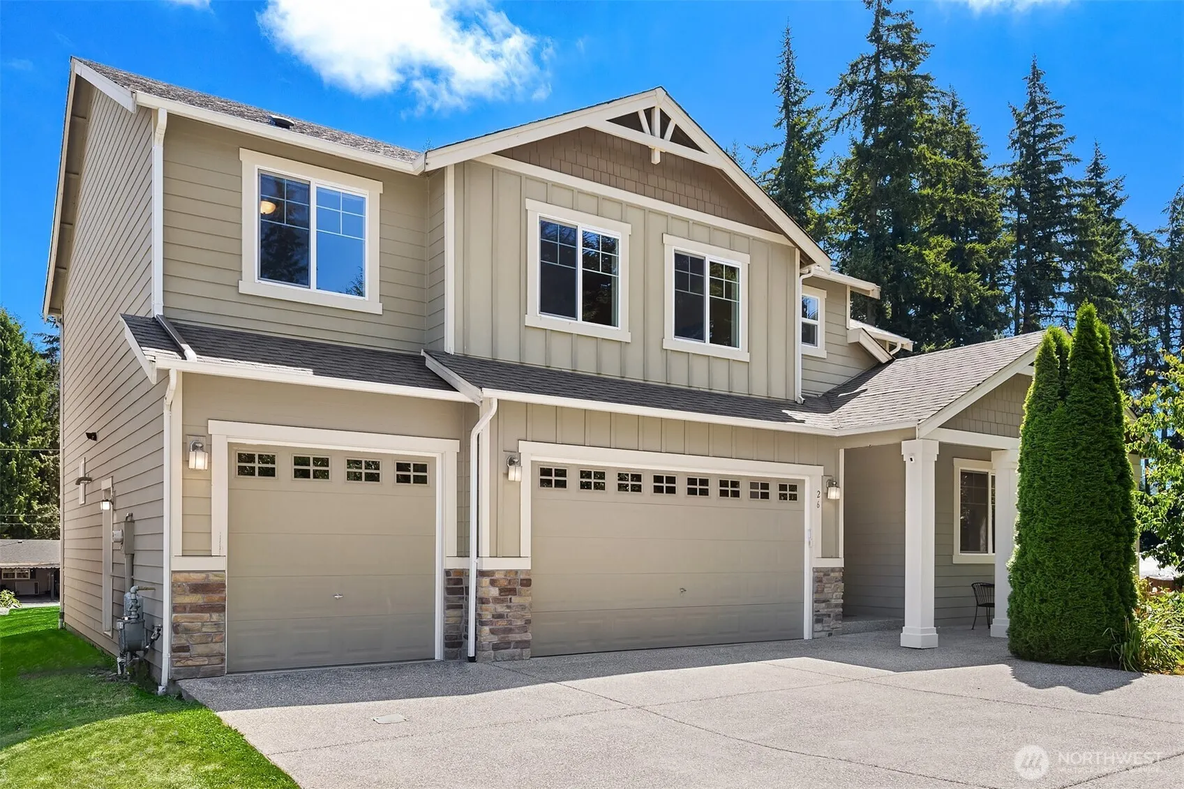 Property photo for 26 Meadow Place Se, Everett