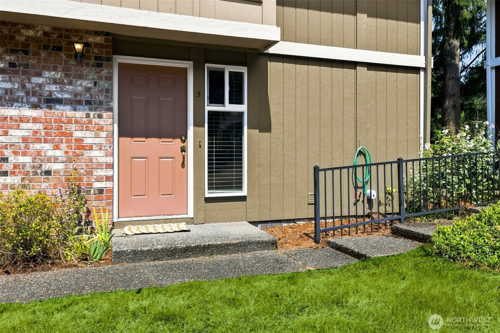 Property photo for 7403 Fairview Road Sw #5, Olympia photo 3