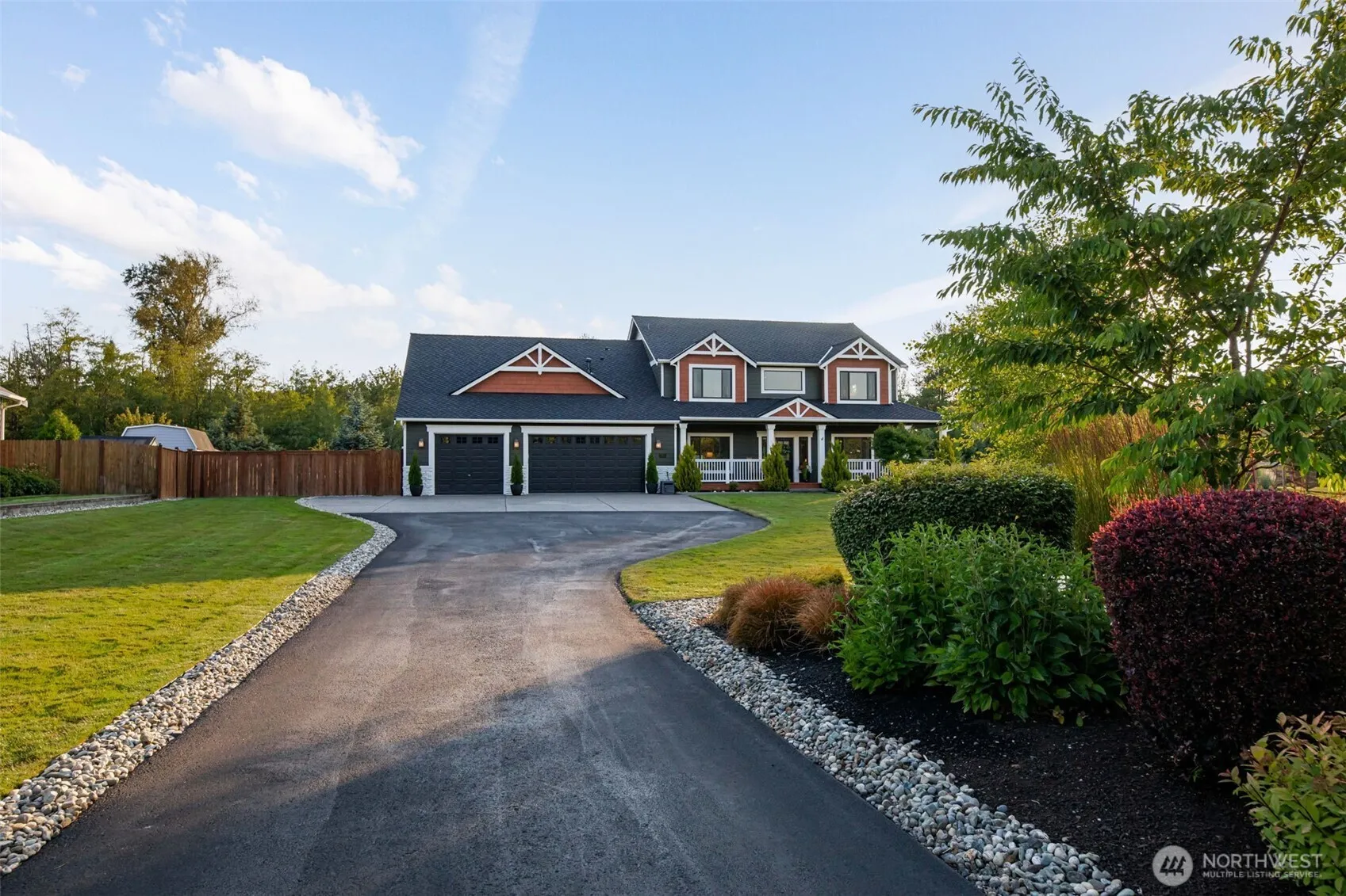 Property photo for 111 176th Street Ne, Arlington