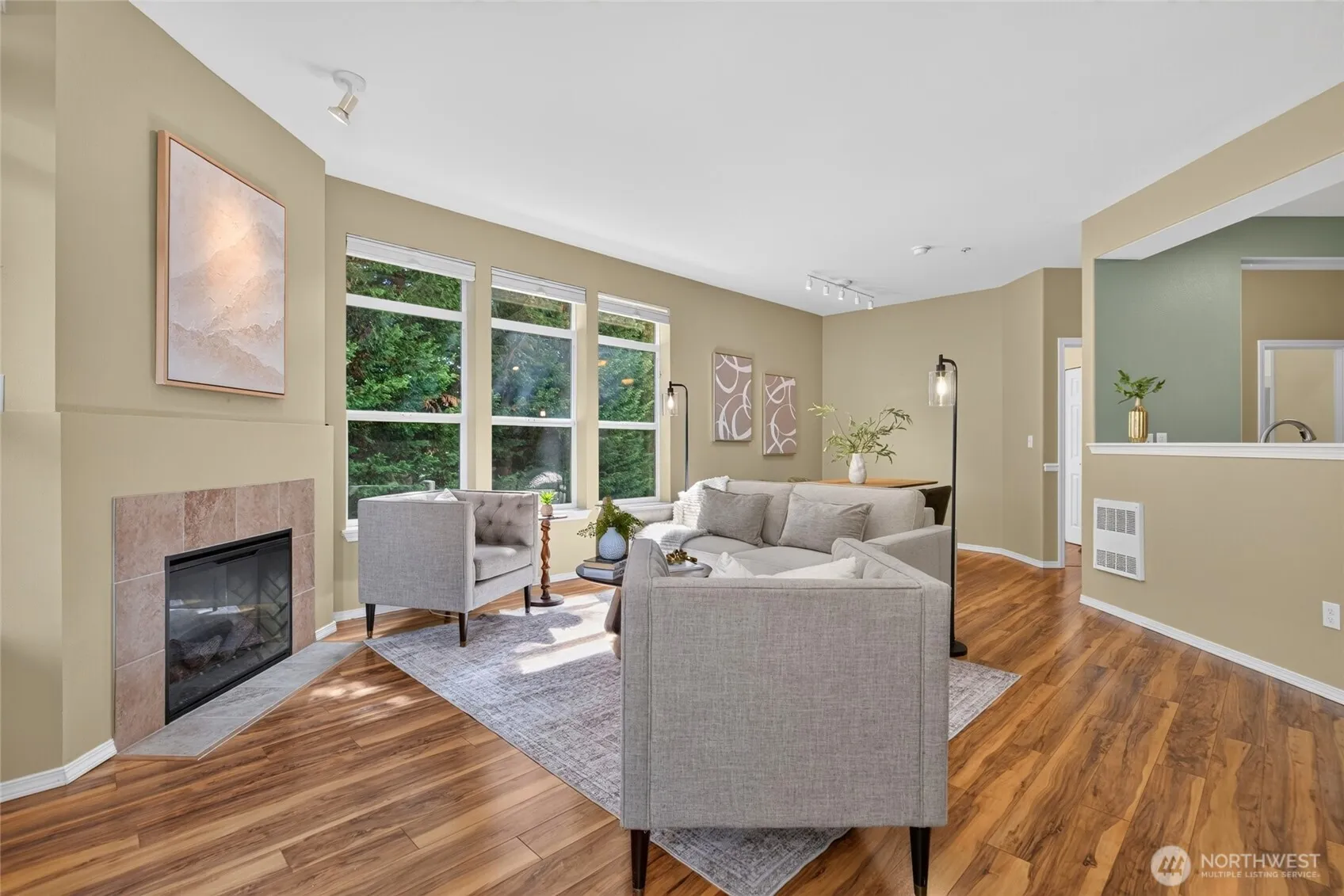 Property photo for 19412 48th Avenue W #103, Lynnwood photo 5