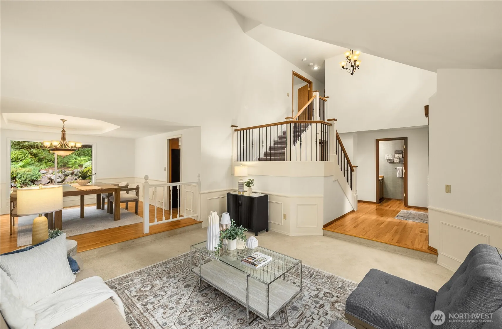 Property photo for 18316 Ne 133rd Street, Redmond photo 2
