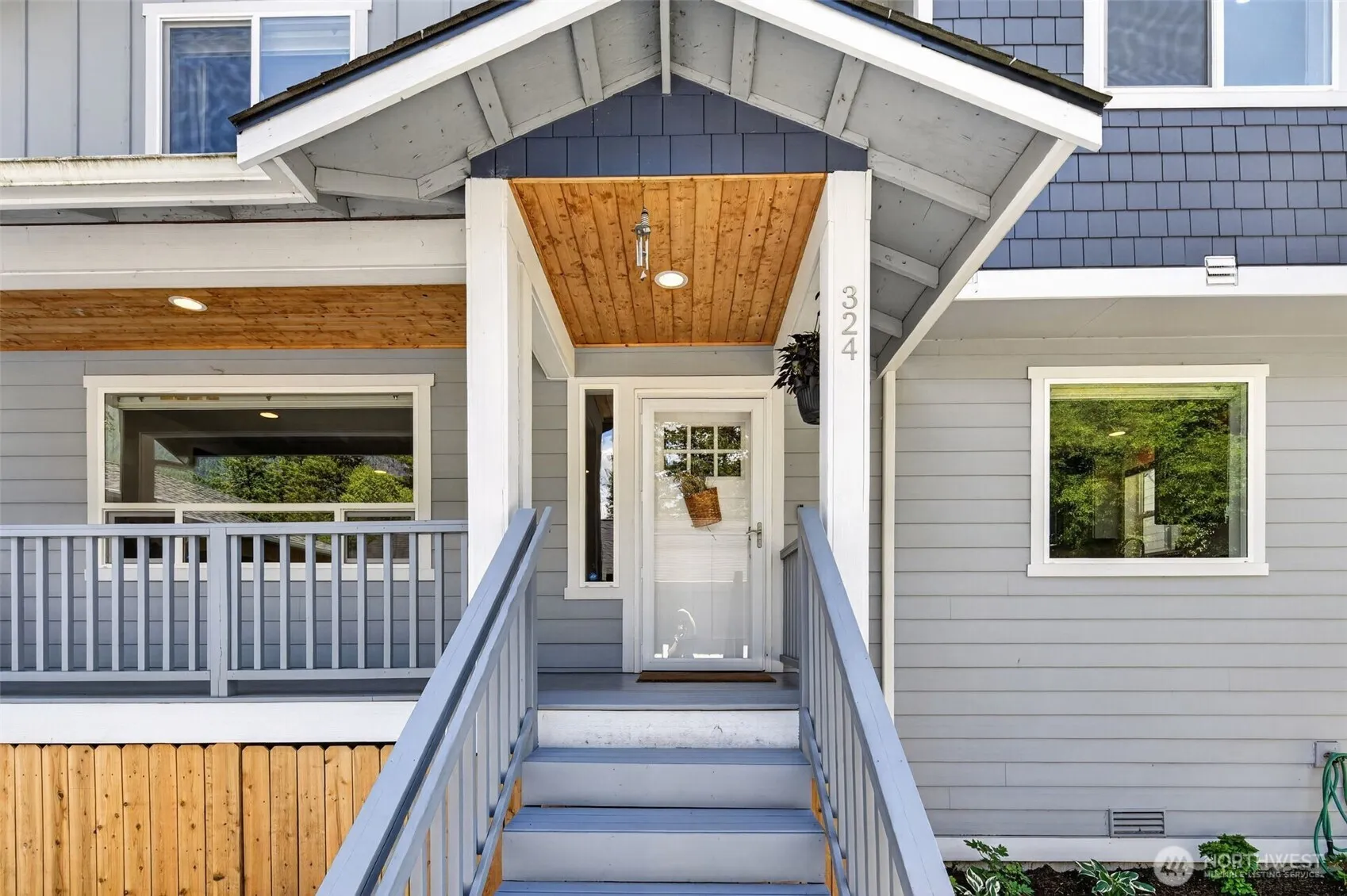 Property photo for 324 E 2nd Street #b, North Bend