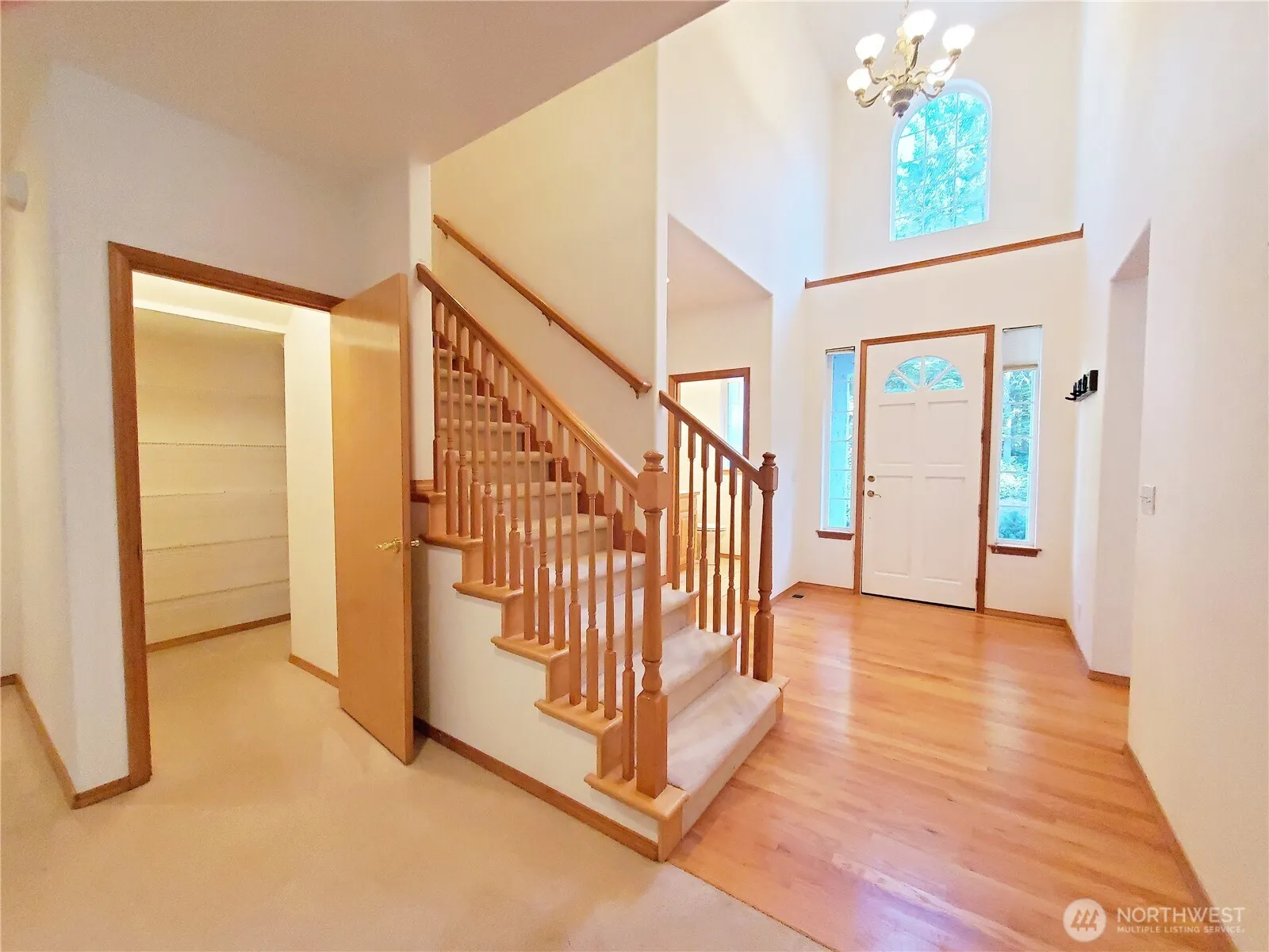 Property photo for 8058 Se Halfmoon Lane, Port Orchard photo 2