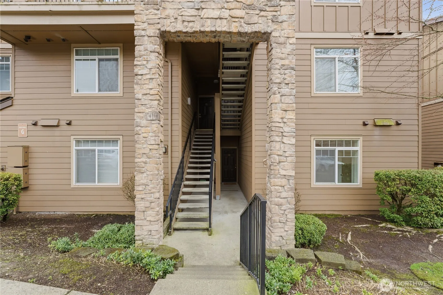 Property photo for 18930 Bothell-everett Highway #g105, Bothell photo 3