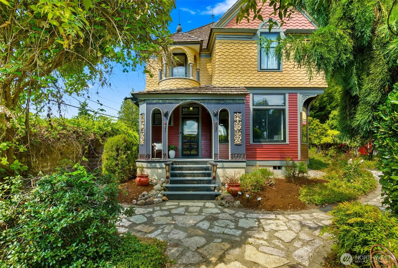 Property photo for 1202 Olympia Avenue Ne, Olympia photo 4