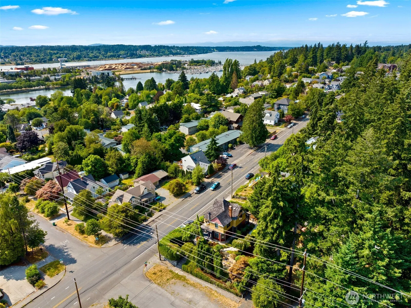 Property photo for 1202 Olympia Avenue Ne, Olympia photo 2