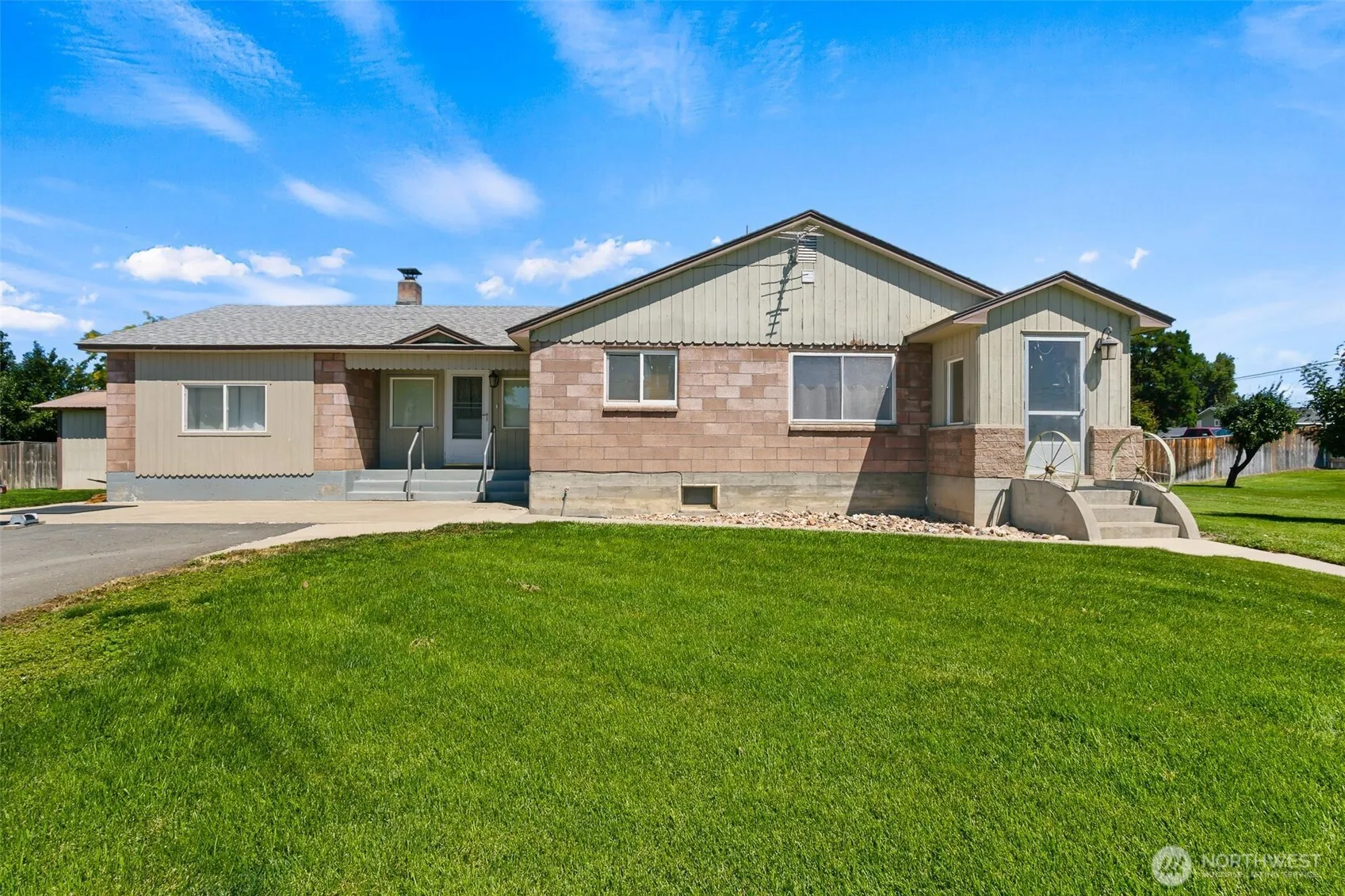 Property photo for 2813 N Airport Road, Ellensburg